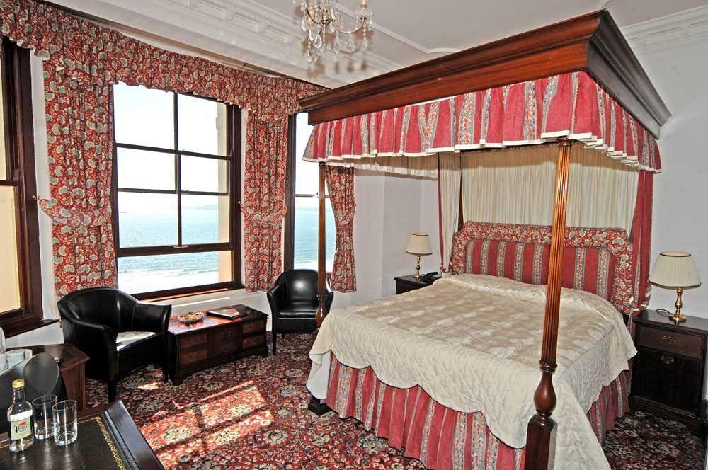 เดอะ เอสพลานาด Bed & Breakfast เท็นบี ภายนอก รูปภาพ