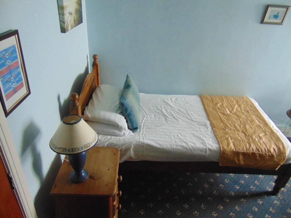 เดอะ เอสพลานาด Bed & Breakfast เท็นบี ภายนอก รูปภาพ